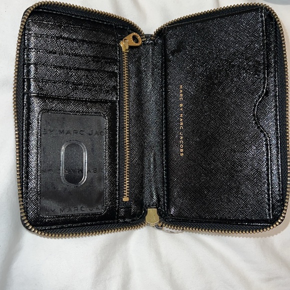 Marc Jacobs Leather Continental Wristlet Wallet - Picture 3 of 4